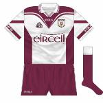 In the 2001 county final, Athenry again met Clarinbridge. This time, a reversal of the 'Eircell' kit, again with maroon shorts, was utilised. As they had in 2000, Clarinbridge again wore red.